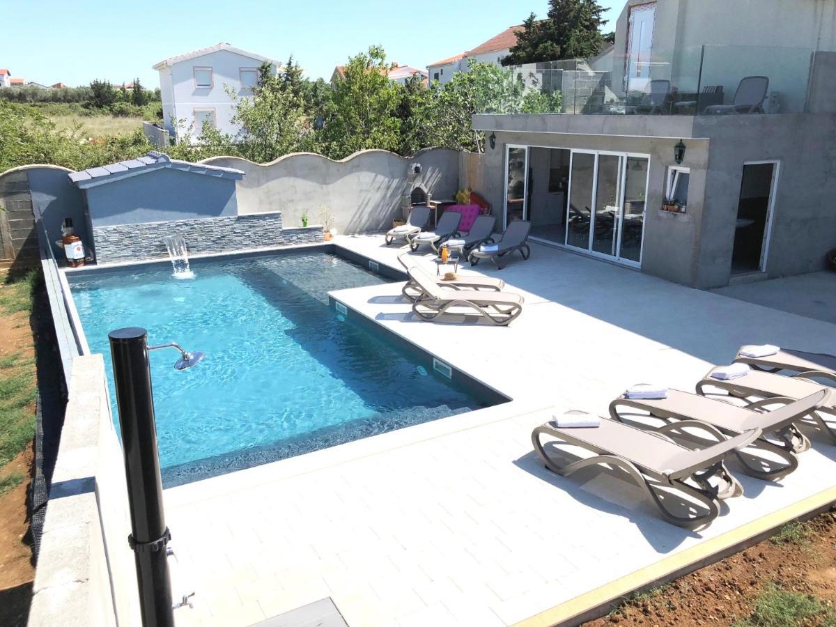 Croliday Apartment With Pool Nin Vrsi Extérieur photo