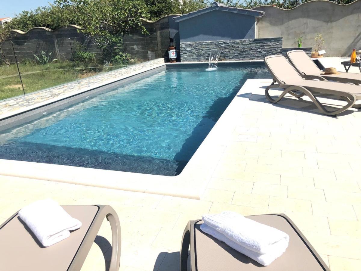 Croliday Apartment With Pool Nin Vrsi Extérieur photo