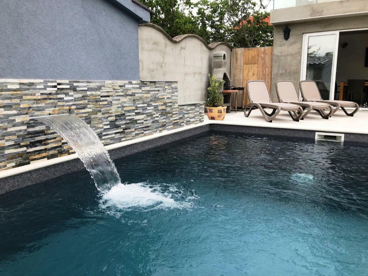 Croliday Apartment With Pool Nin Vrsi Chambre photo